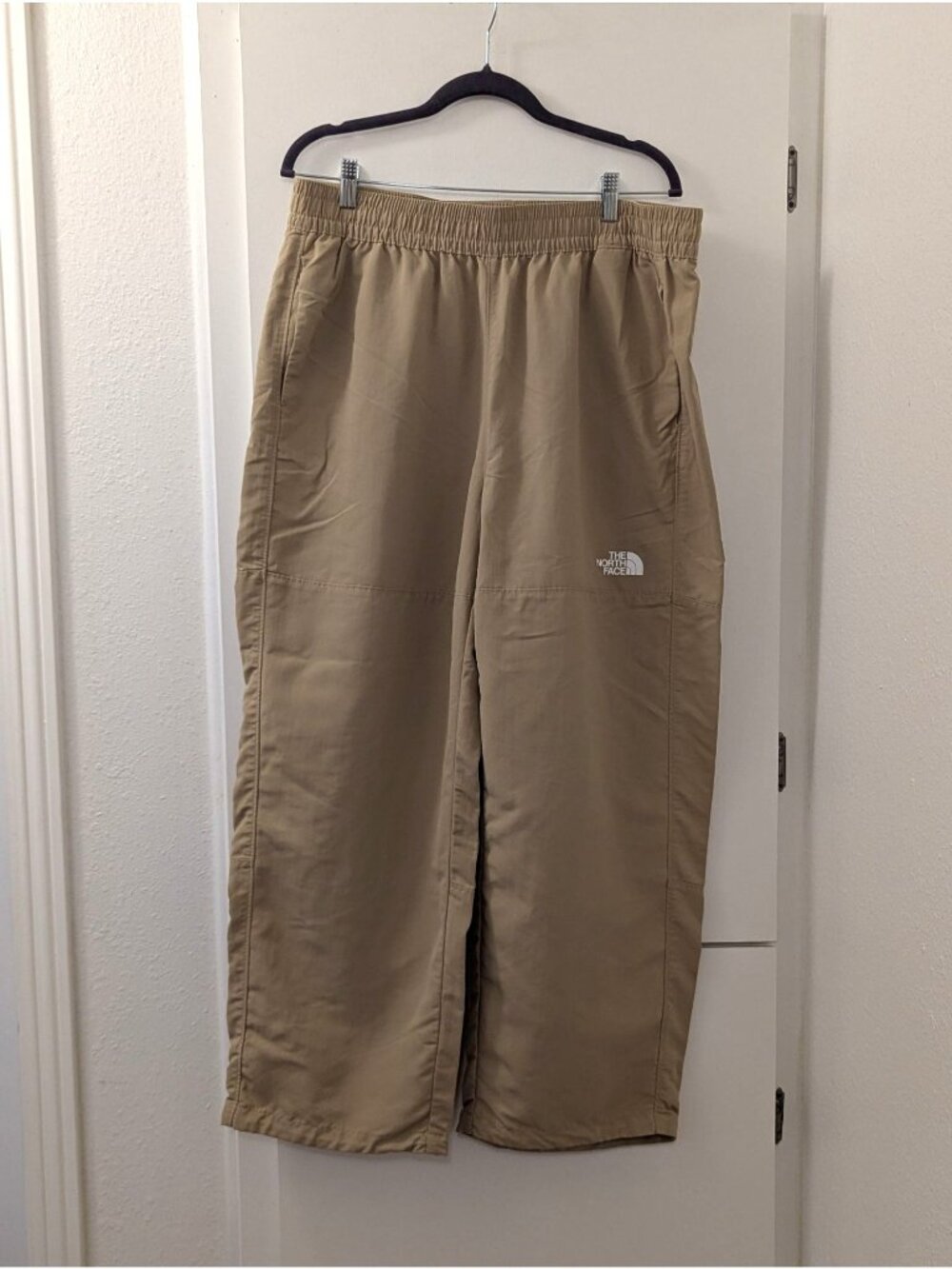 The North Face Women's FlashDry Lightweight Khaki Pants Elastic Waist Pockets Si